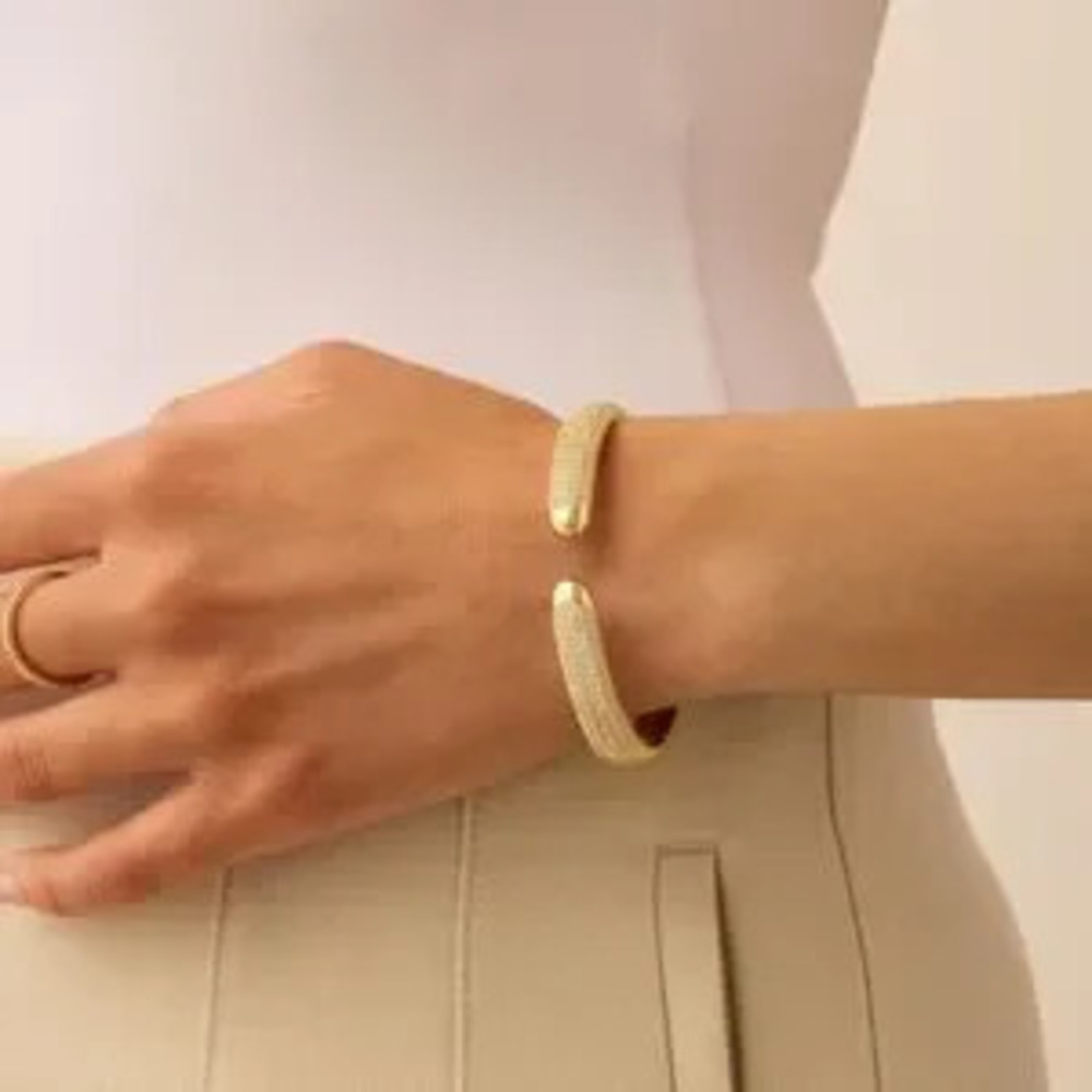 NEW 14K?Gold Plated Elegant Gold Cuff Bracelet